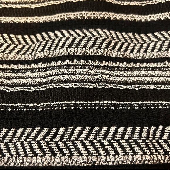 Ann Taylor LOFT Black and White Tweed Mini Skirt - Size 4 - Picture 5 of 10